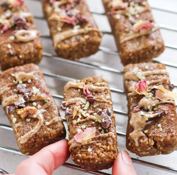 Meg De Jong Nutrition vegan almond granola bars